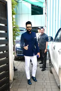 Riteish Deshmukh snapped at Kalina Airport