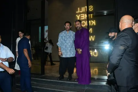 Aamir Khan and Honey Singh snapped at the special screening of Loveyapa at Excel Entertainment’s office