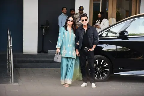 Sanjay Kapoor and Maheep Kapoor snapped at Kalina Airport