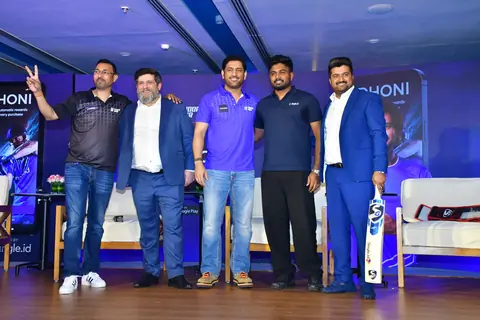Mahendra Singh Dhoni snapped at the launch of his new app