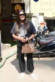 Bipasha Basu snapped in Khar 