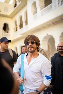 Shah Rukh Khan arrive in Jaipur for the IIFA Digital Awards 2025