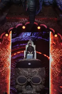 Kartik Aaryan performs at the IIFA Awards 2025