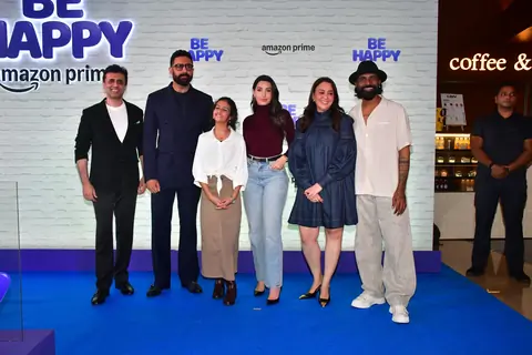 Abhishek Bachchan, Remo Dsouza, Nora Fatehi and Lizelle D'Souza grace the premiere of Be Happy