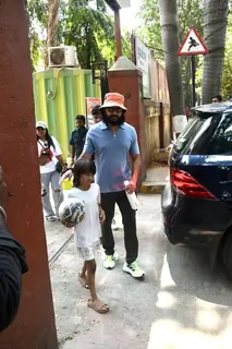 Riteish Deshmukh snapped in the city