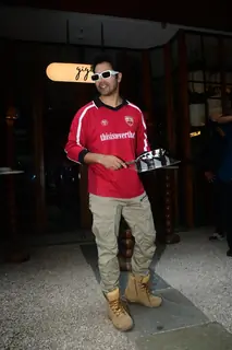 Varun Dhawan celebrates his birthday in advance with a special meet and greet with fans