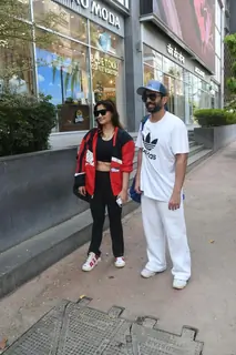 Jay Bhanushali and Arti Singh snapped in Santacruz