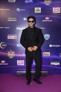 Celebrities grace the Zee Cine awards 2025