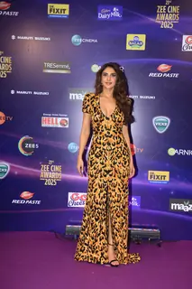 Vaani Kapoor graces the Zee Cine awards 2025