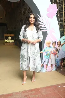 Bipasha Basu snapped in the city 