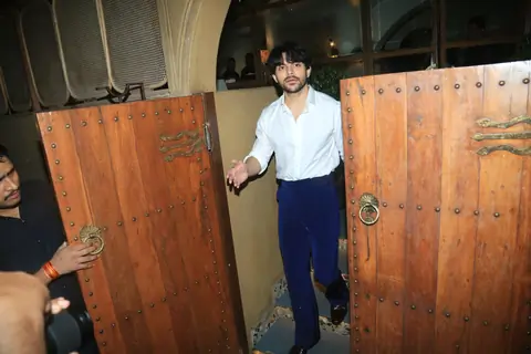 Veer Pahariya snapped in the city