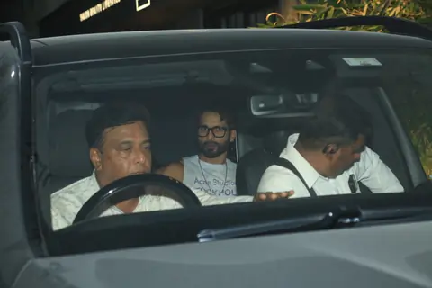 Shahid Kapoor grace the special screening of 'Stolen'