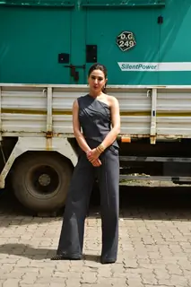 Sara Ali Khan spotted for Metro in dino promotions on the sets Laughter Chef