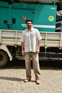 Aditya Roy Kapur spotted for Metro in dino promotions on the sets Laughter Chef