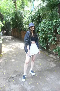 Manushi Chhillar snapped in the city