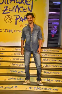 Vicky Kaushal snapped at the screening of 'Sitaare Zameen Par'