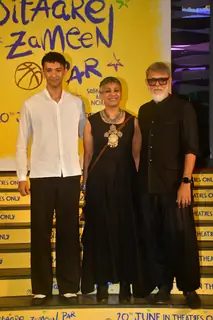 Rakeysh Omprakash Mehra snapped at the screening of 'Sitaare Zameen Par'
