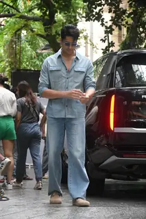 Sidharth Malhotra spotted at Maddock office 