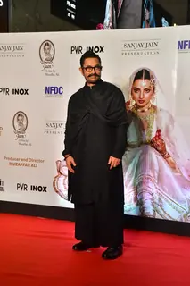 Aamir Khan graces the re-release premiere of 'Umrao Jaan'