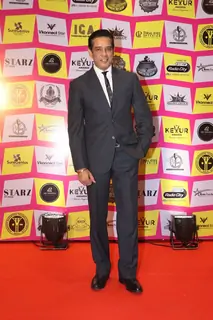 Anup Soni grace the red carpet of International Glory Award 2025