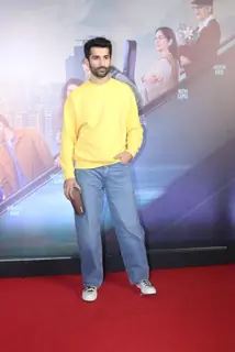 Sidhant Gupta graces the premiere of Metro… In Dino