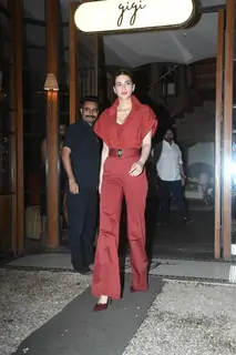 Kriti Sanon spotted outside restaurant in Bandra