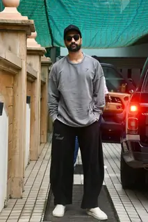 Vicky Kaushal spotted in Khar