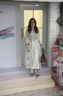 Kriti Sanon spotted outside salon in Khar