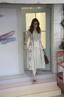 Kriti Sanon spotted outside salon in Khar