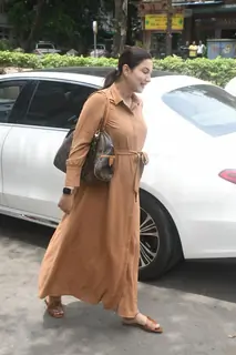 Gauahar Khan snapped in the city
