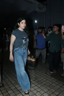 Maheep Kapoor spotted at Juhu PVR