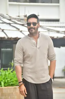 Ajay Devgn snapped promoting upcoming film Son OF Sardaar 2