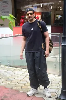 Ali Fazal spotted outside mall in Bandra