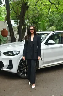 Tara Sutaria snapped in juhu