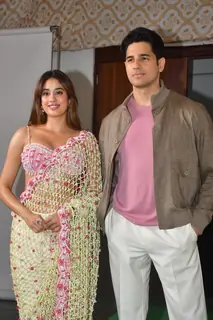 Sidharth Malhotra and Janhvi Kapoor snapped promoting their upcoming fim Param Sundari on the sets The Kapil Sharma Show