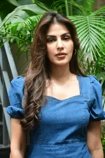 Rhea Chakraborty spotted outside a cafe in Khar