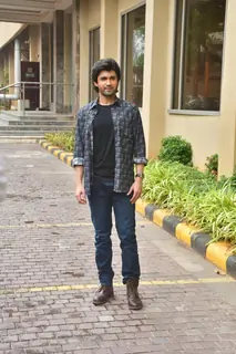 Karanvir Malhotra snapped promoting for the upcoming web series Andhera