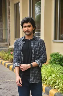 Karanvir Malhotra snapped promoting for the upcoming web series Andhera