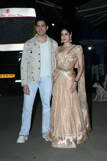 Sidharth Malhotra and Janhvi Kapoor snapped promoting ‘‘Param Sundari’ on the sets of Super Dancer 5