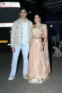 Sidharth Malhotra and Janhvi Kapoor snapped promoting ‘‘Param Sundari’ on the sets of Super Dancer 5
