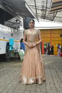 Janhvi Kapoor snapped promoting ‘‘Param Sundari’ on the sets of Super Dancer 5