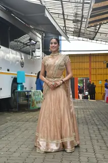 Janhvi Kapoor snapped promoting ‘‘Param Sundari’ on the sets of Super Dancer 5