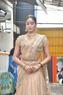 Janhvi Kapoor snapped promoting ‘‘Param Sundari’ on the sets of Super Dancer 5