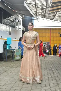 Janhvi Kapoor snapped promoting ‘‘Param Sundari’ on the sets of Super Dancer 5
