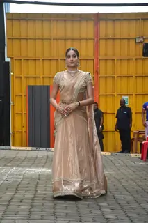 Janhvi Kapoor snapped promoting ‘‘Param Sundari’ on the sets of Super Dancer 5