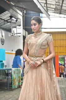 Janhvi Kapoor snapped promoting ‘‘Param Sundari’ on the sets of Super Dancer 5