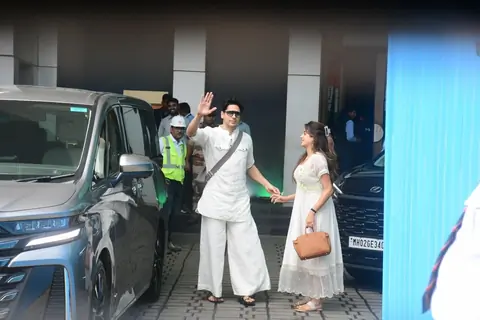 Sidharth Malhotra and Janhvi Kapoor return from Tirupati after Param Sundari promotions