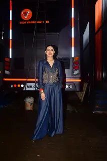 Karisma Kapoor and Shilpa Shetty snapped on sets of Super Dancer 5