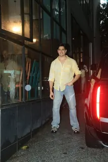 Sidharth Malhotra snapped promoting 'Param Sundar' at Maddock Office