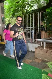 Sara Ali Khan spotted outside salon in Khar